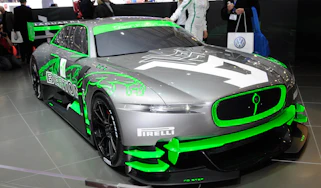 Geneva 2011: Bertone Jaguar B99 concept