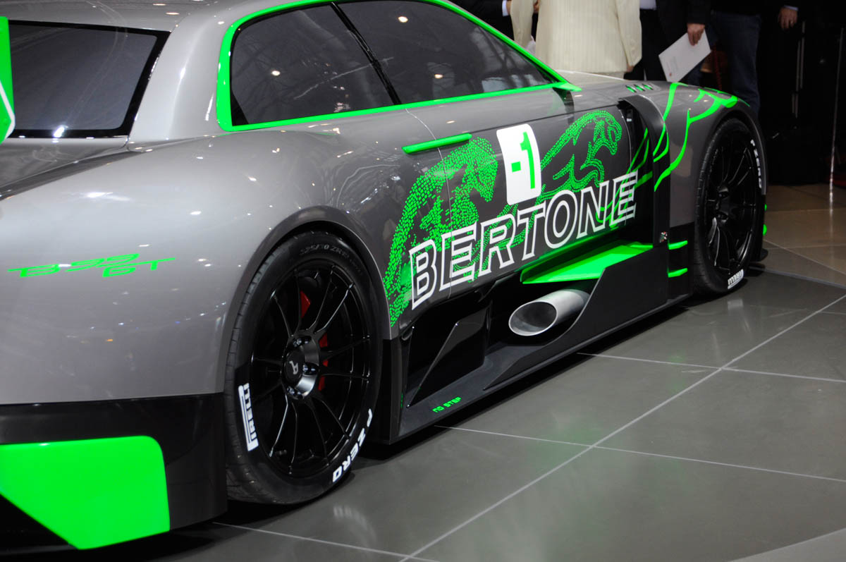 Geneva 2011: Bertone Jaguar B99 concept