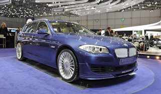 Geneva 2011: Alpina B5 Touring show pics