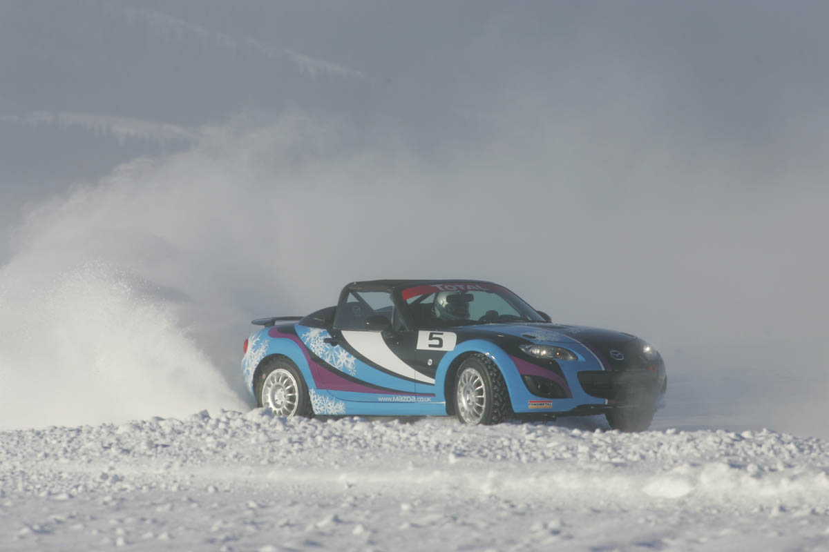 evo goes Mazda MX-5 ice racing