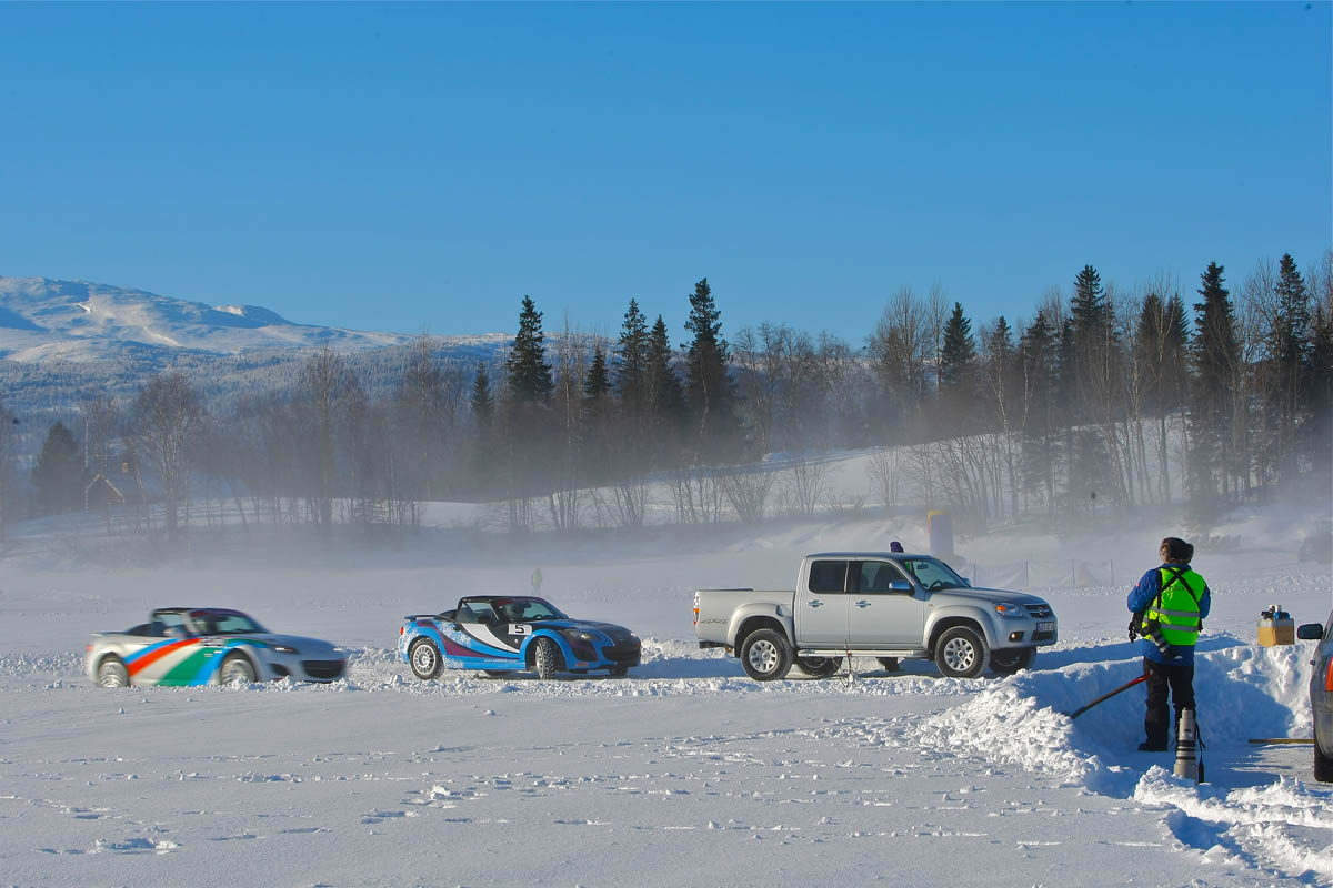 evo goes Mazda MX-5 ice racing
