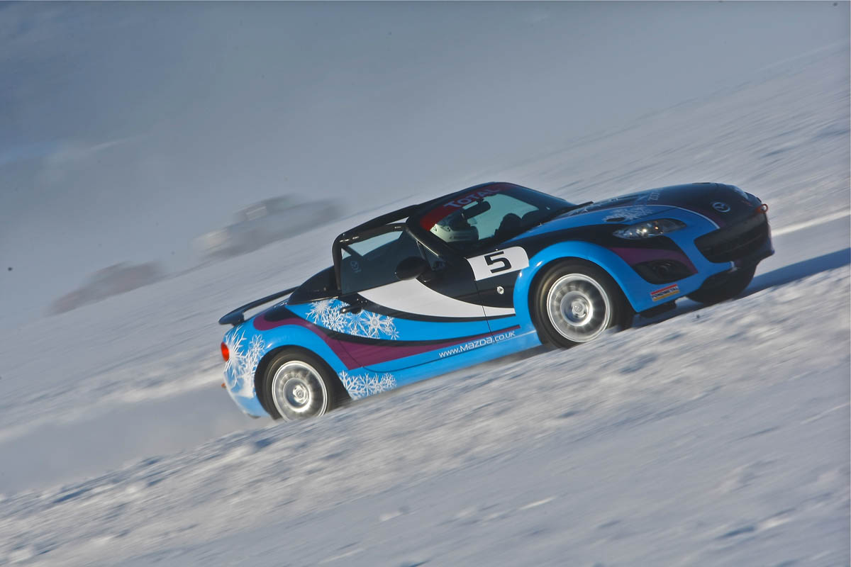 evo goes Mazda MX-5 ice racing