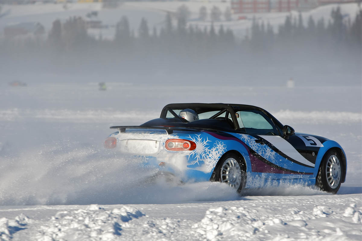 evo goes Mazda MX-5 ice racing