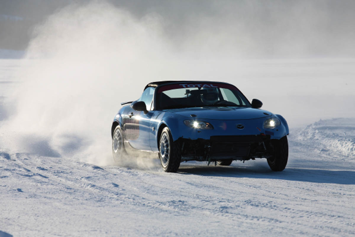 evo goes Mazda MX-5 ice racing