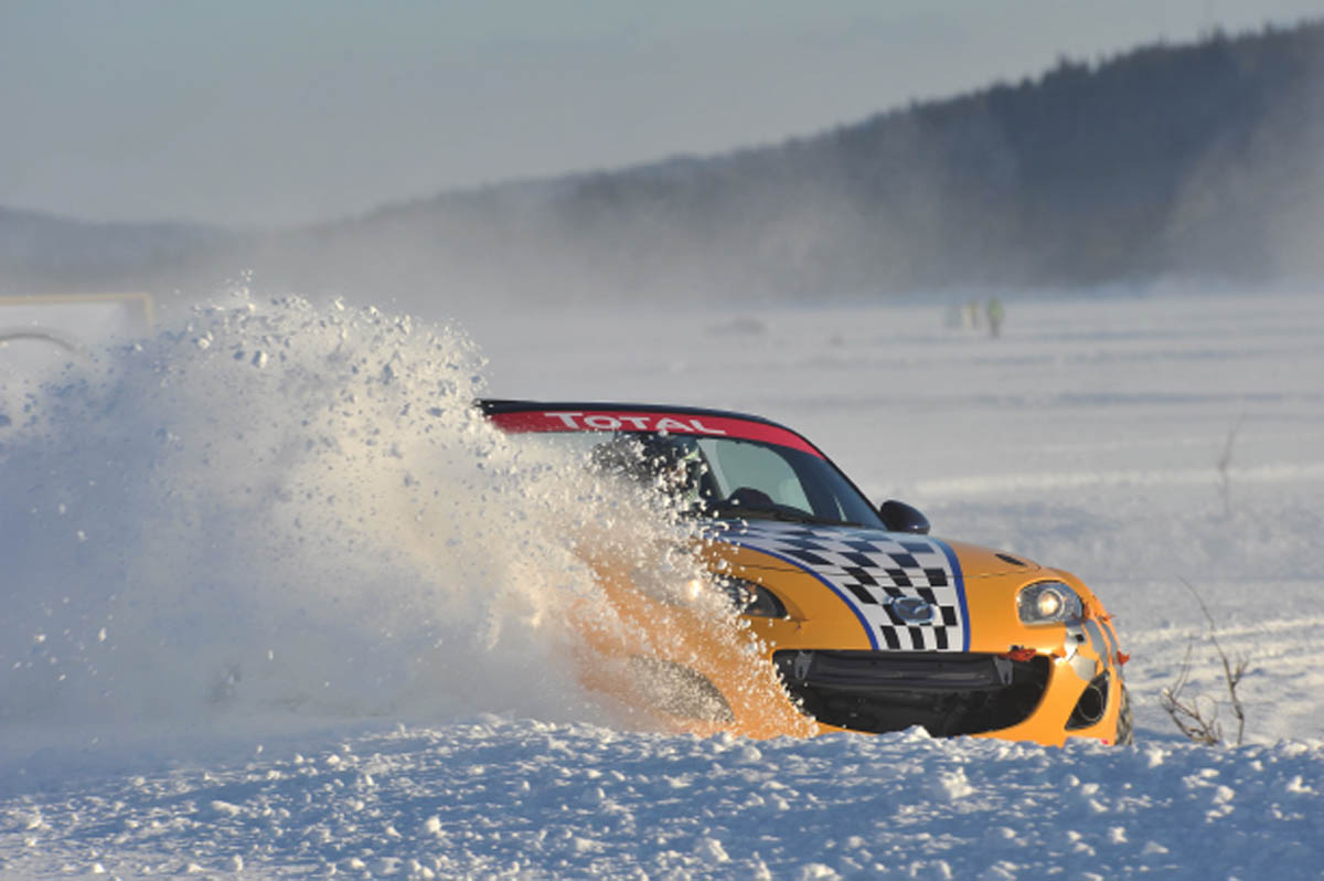 evo goes Mazda MX-5 ice racing