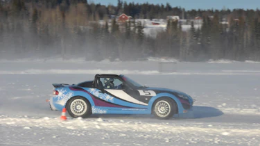 evo goes Mazda MX-5 ice racing