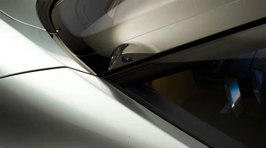 Nissan Esflow sports car
