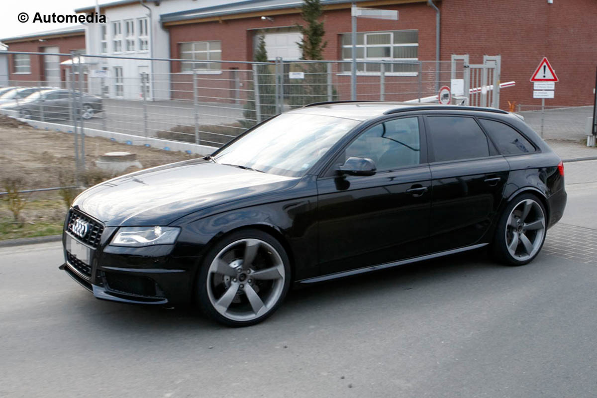New Audi RS4 sports saloon spy shots