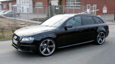 New Audi RS4 sports saloon spy shots