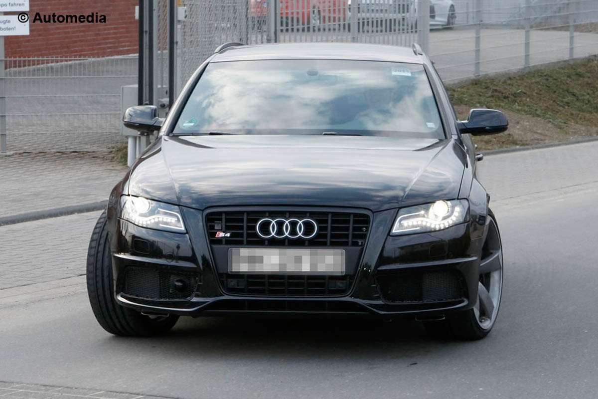 New Audi RS4 sports saloon spy shots