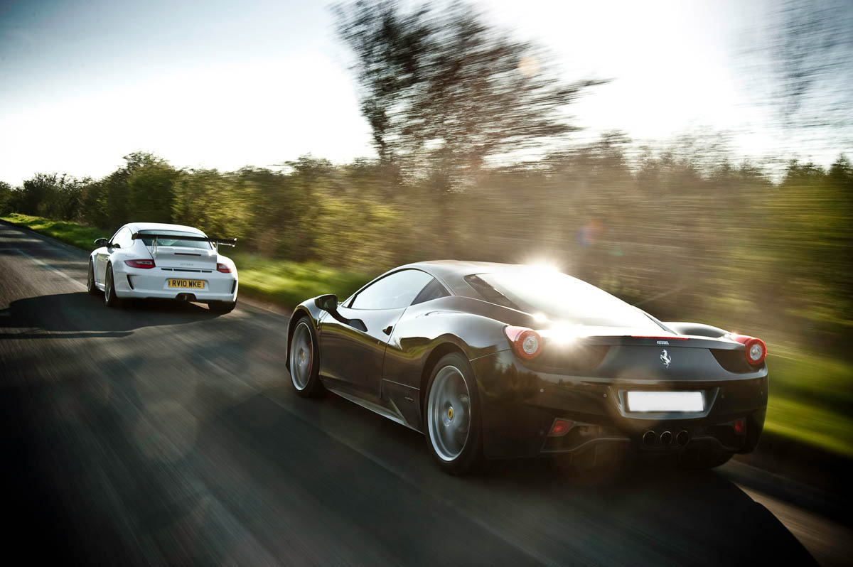 Porsche 911 GT3 RS v Ferrari 458 Italia
