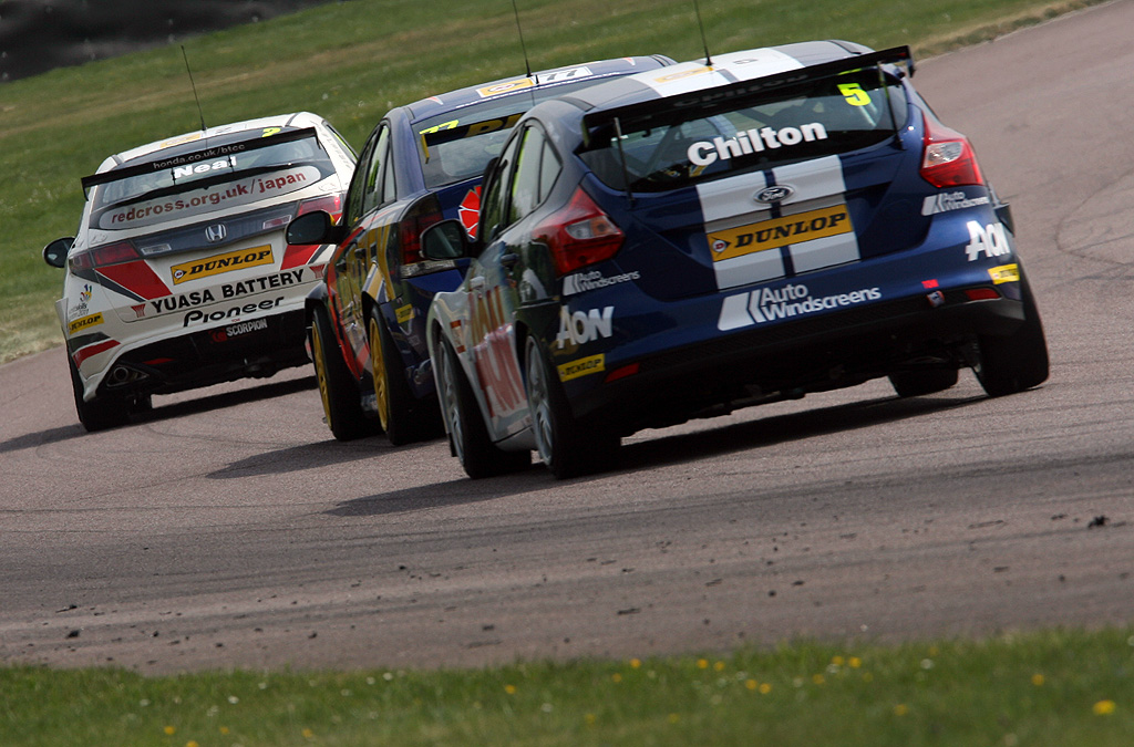 British Touring Car Championship Round 3: Thruxton