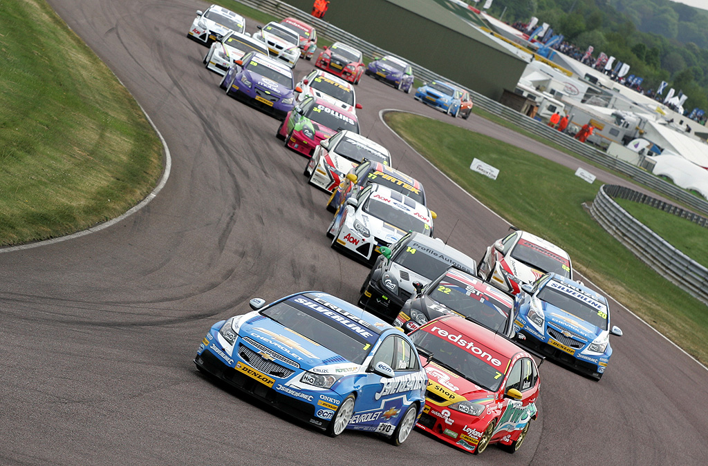British Touring Car Championship Round 3: Thruxton