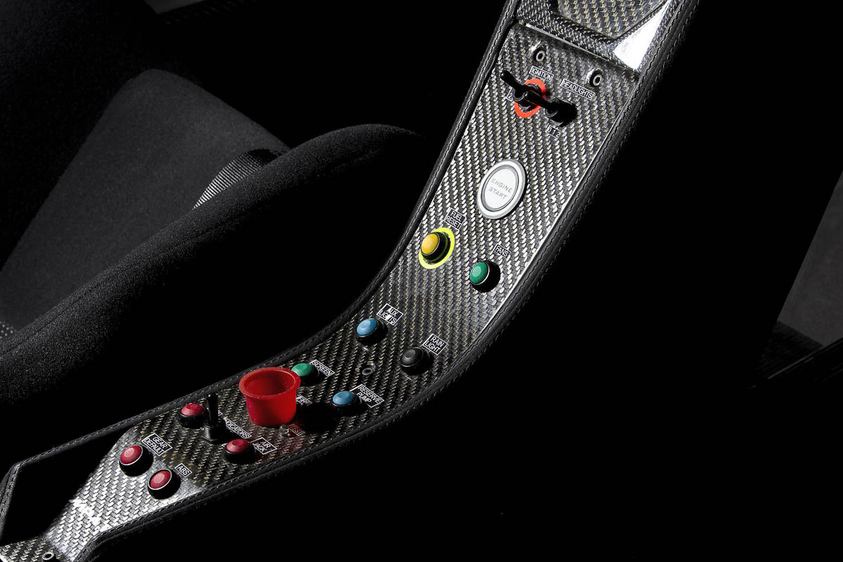 McLaren MP4-12C GT3 racing car: new pictures and video