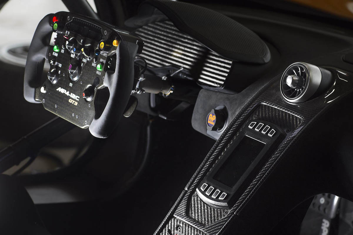 McLaren MP4-12C GT3 racing car: new pictures and video