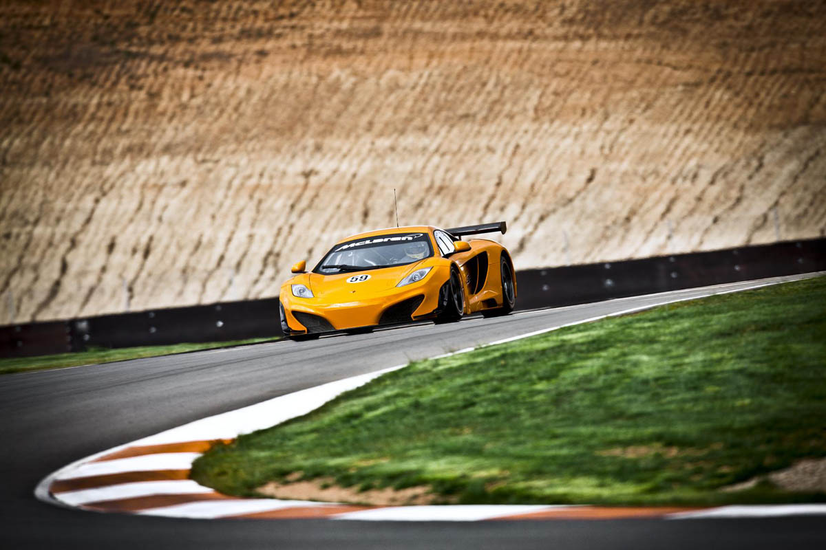 McLaren MP4-12C GT3 racing car: new pictures and video