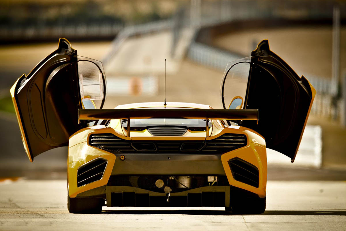 McLaren MP4-12C GT3 racing car: new pictures and video
