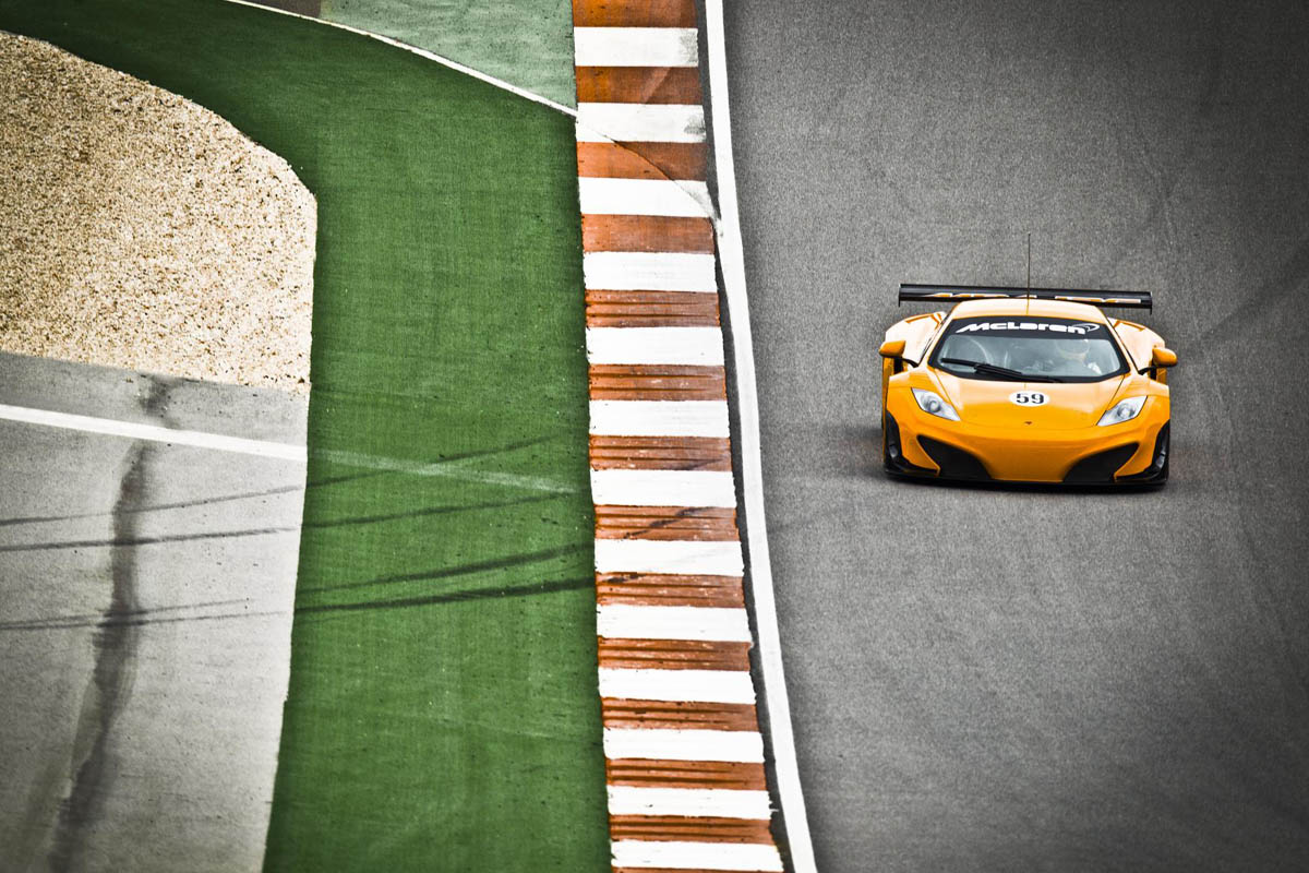 McLaren MP4-12C GT3 racing car: new pictures and video