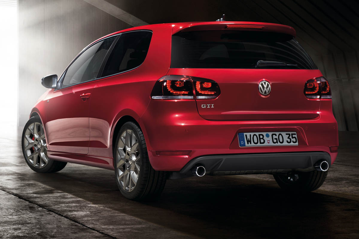 Volkswagen Golf GTI Edition 35 news and pictures