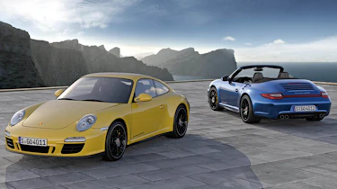 Porsche 911 Carrera 4 GTS news and pictures