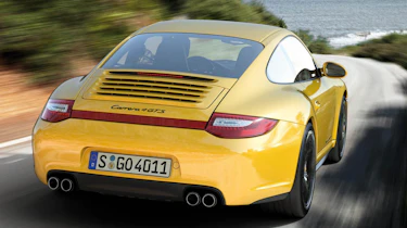 Porsche 911 Carrera 4 GTS news and pictures
