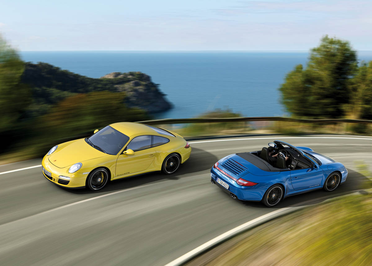Porsche 911 Carrera 4 GTS news and pictures
