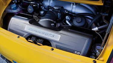 Porsche 911 Carrera 4 GTS news and pictures