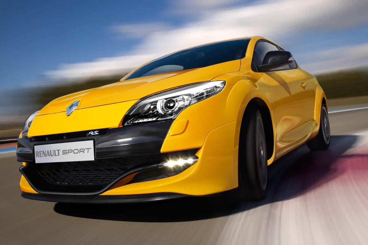 2011 Renaultsport trackday calendar revealed