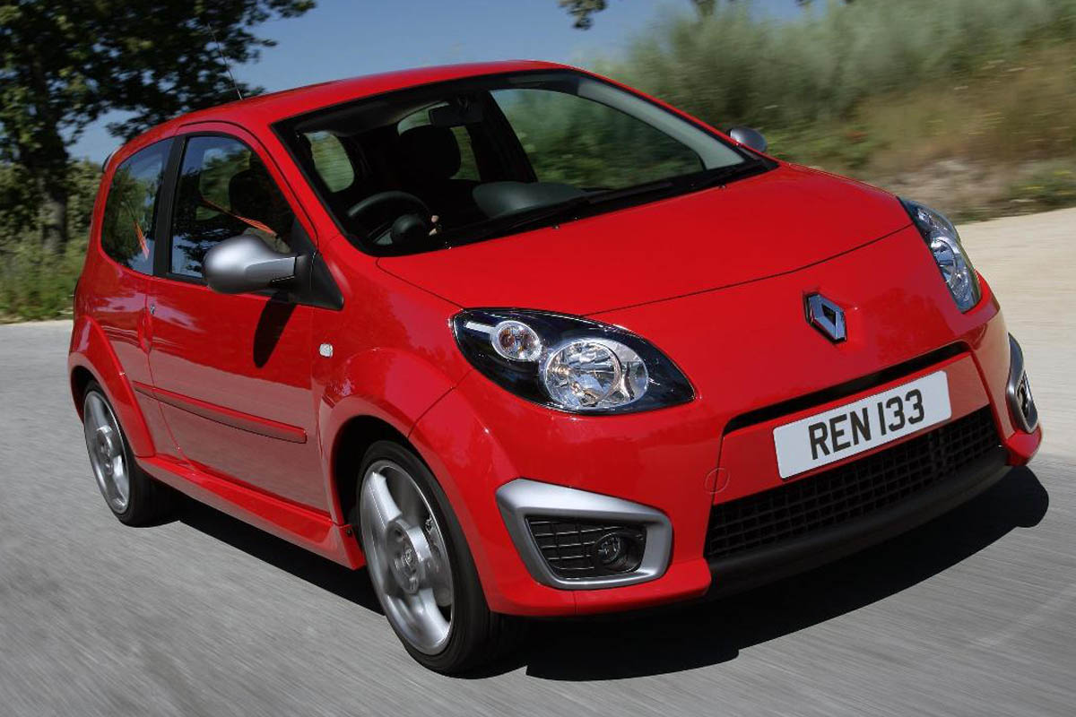 2011 Renaultsport trackday calendar revealed