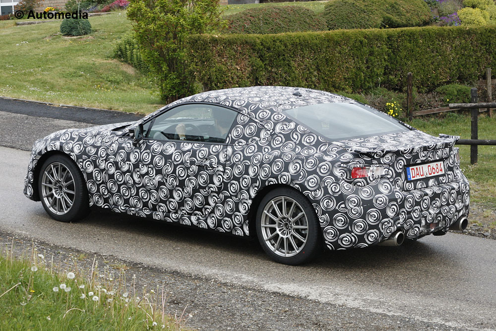 Toyota FT-86 coupe spy shots