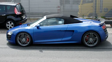 Audi R8 GT Spyder spy shots