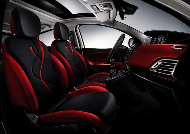 Lancia Ypsilon Chrysler Ypsilon review and pictures