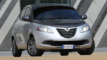 Lancia Ypsilon Chrysler Ypsilon review and pictures