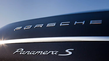 Porsche Panamera S manual