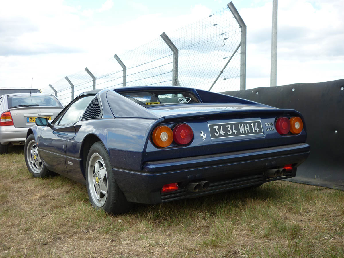 Ferrari 328 GTS