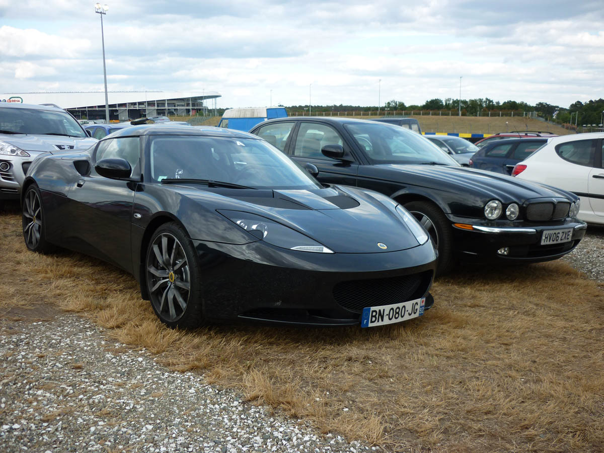 Lotus Evora and Jaguar XJ