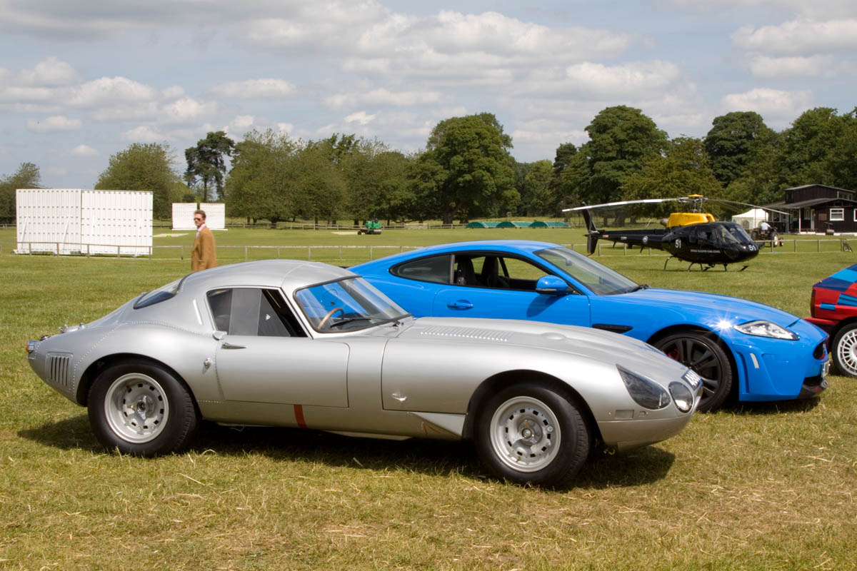 Jaguar E-type and XKR-S
