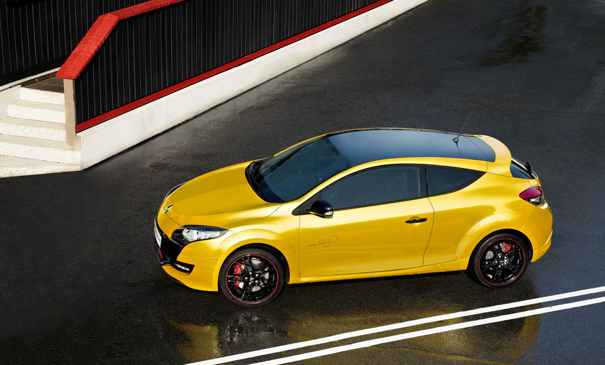 Megane Trophy takes Nurburgring record