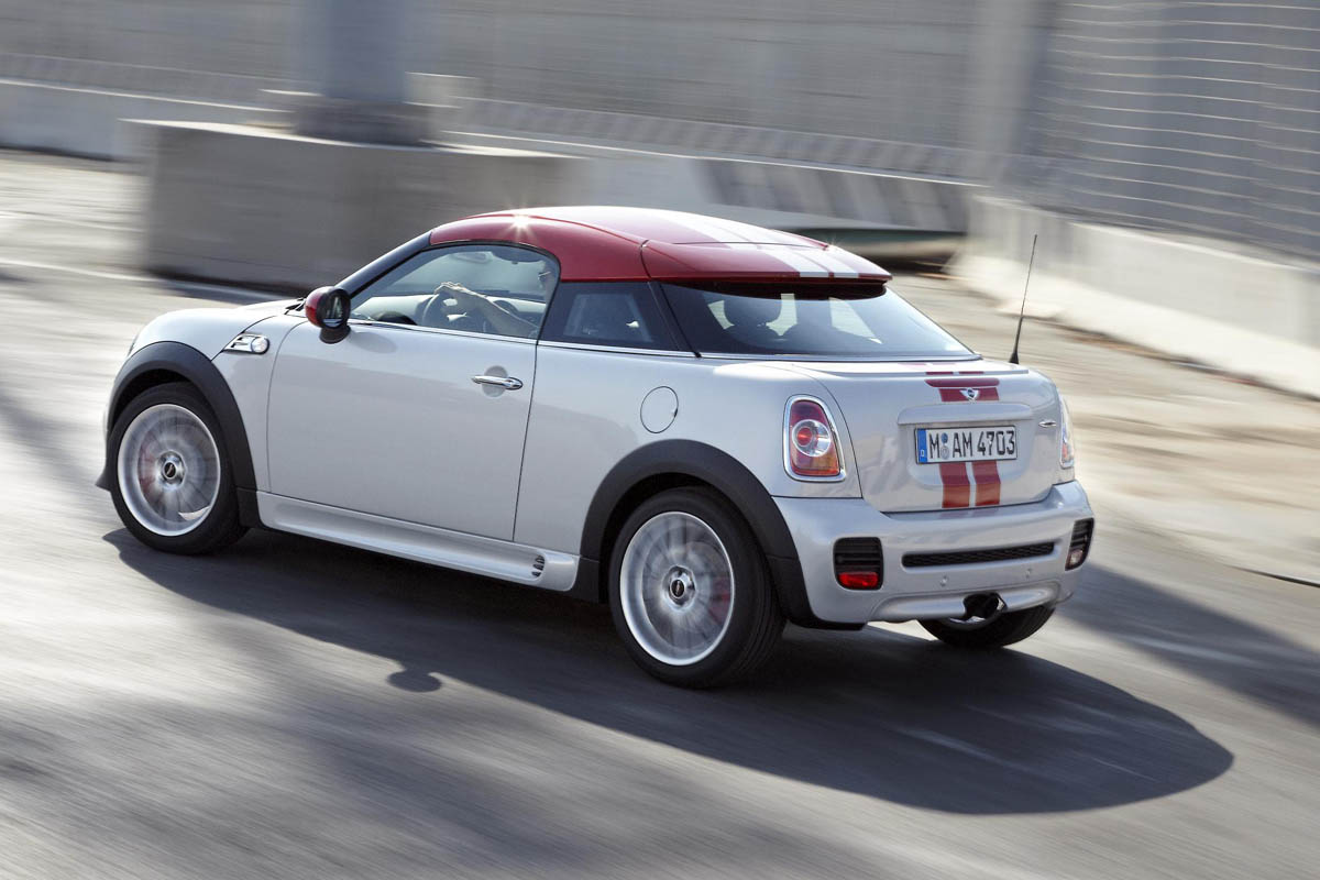 Mini Coupe Cooper action video