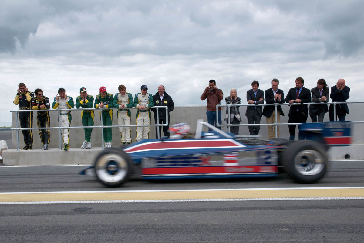 Nigel Mansell drives F1 car at Hethel