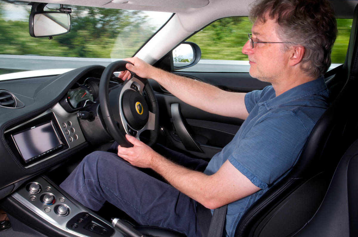 Lotus Evora IPS driving position