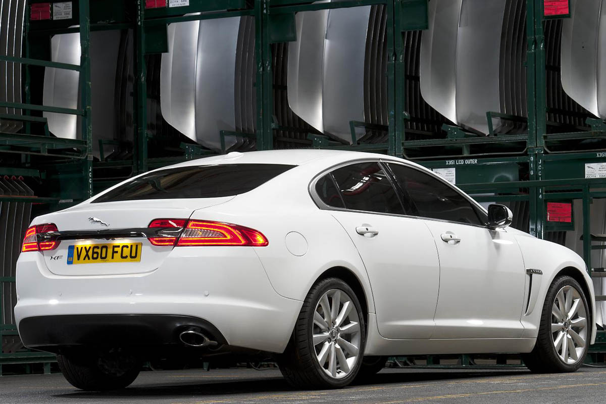 New Jaguar XF estate production