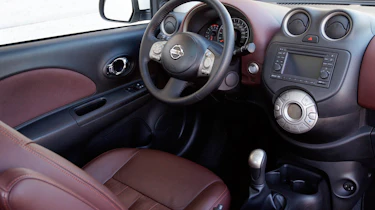 Nissan Micra DIG-S interior