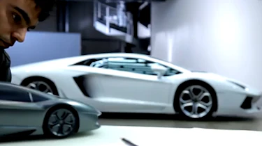 Lambourghini Aventador construction video
