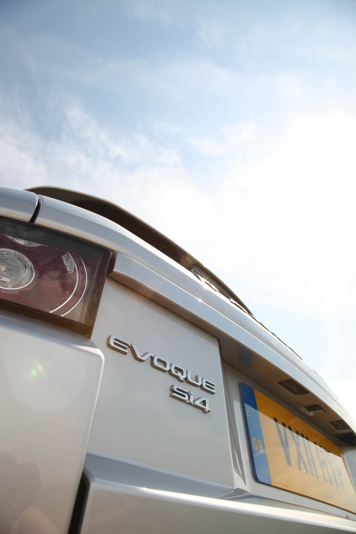 Range Rover Evoque badge