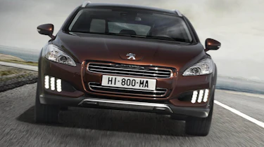 Diesel-hybrid Peugeot 508 RXH