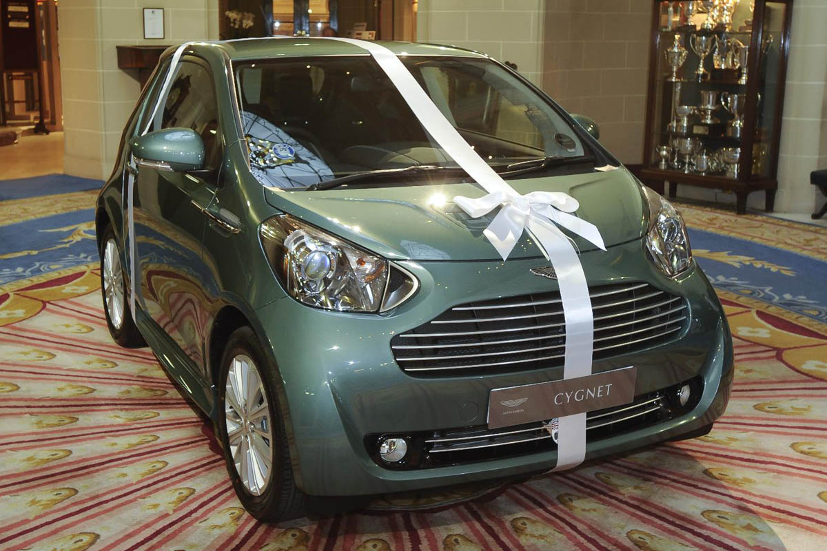 Stirling Moss gets an Aston Martin Cygnet