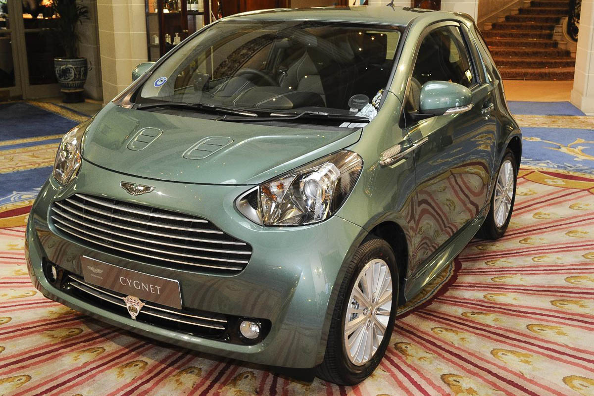 Stirling Moss gets an Aston Martin Cygnet
