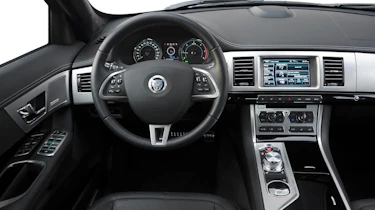 2012 Jaguar XF 2.2D interior