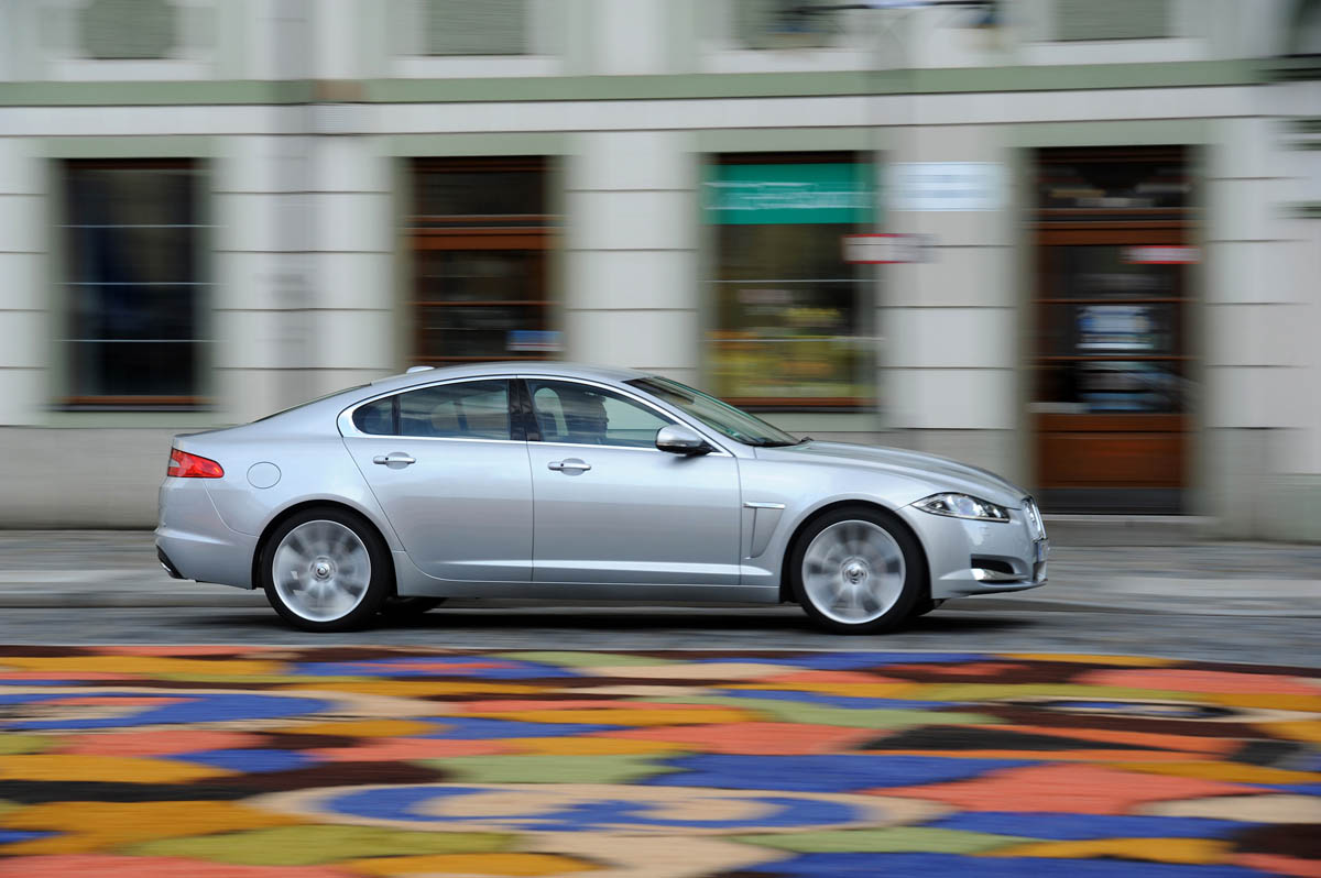 2012 Jaguar XF 2.2D